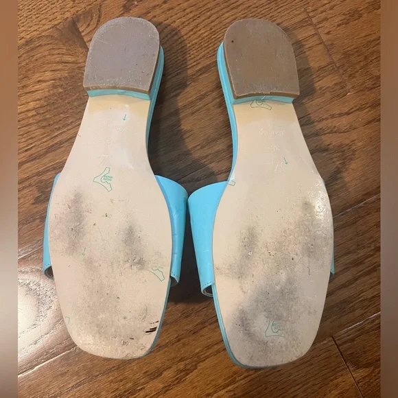 Louis Vuitton shoes - Picture 3 of 3